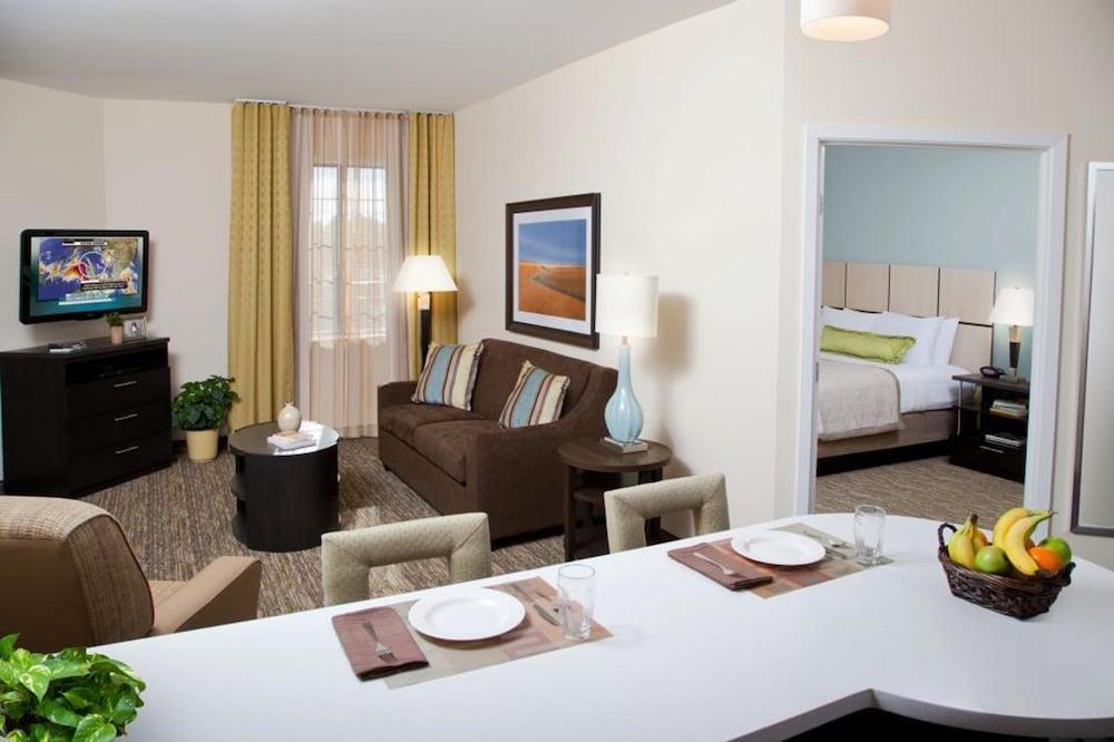 Sonesta Simply Frisco 2*