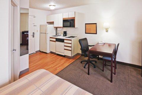 Hotel Sonesta Simply Frisco Plano