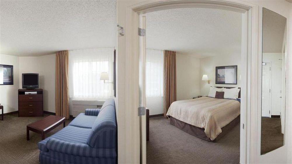Sonesta Simply Frisco Hotel
